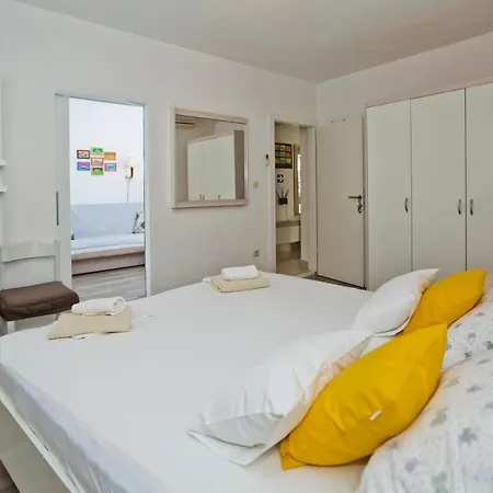Guest house Jure