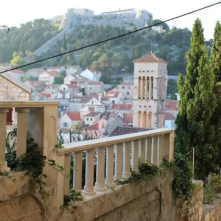 Guest house Jure 3*